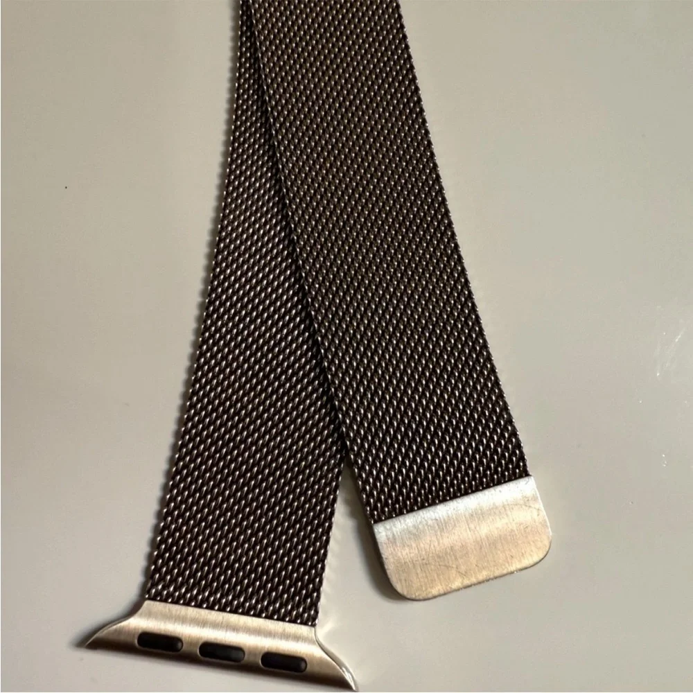 Gold Apple Watch Mesh loop Band